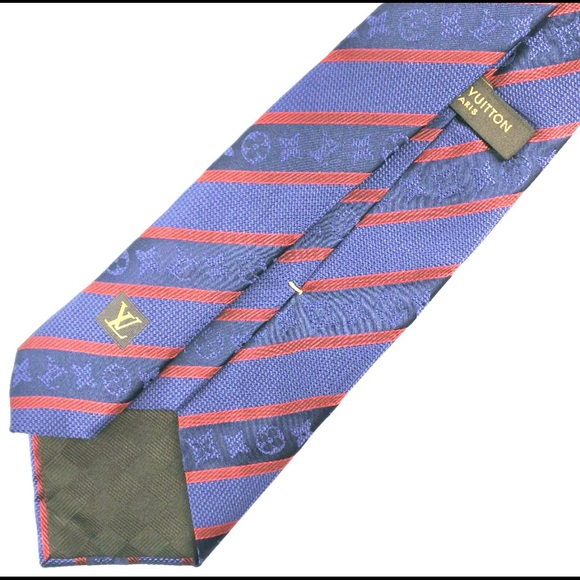 🎁LV HOLIDAY 25’🎁🆕💯✨🔥RARE LOUIS VUITTON NAVY RED LARGE MONOGRAM STRIPE TIE🔥 - Picture 13 of 15